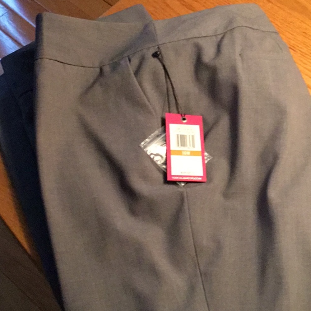 Women’s plus size pants